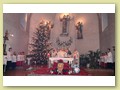 Weihnachtlich geschmückte Pfarrkirche