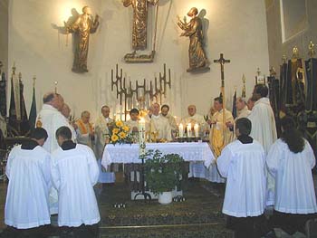 05kirche-altar